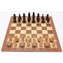 Schach Set mit handgeschnitzten Schachfiguren, Einzelstück